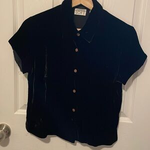 Black velvet holiday blouse!